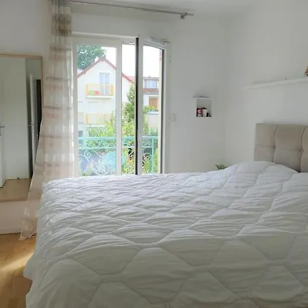 Semesterbostad Charming House Close To Paris Maisons-Alfort